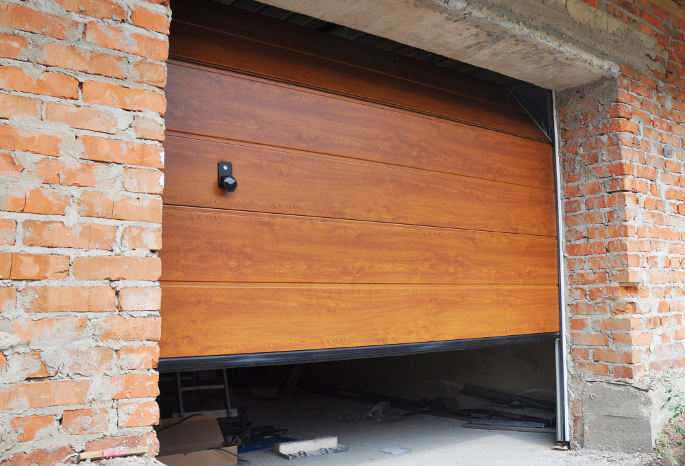 Safety Risks Homeowners Ignore With Aging Garage Doors