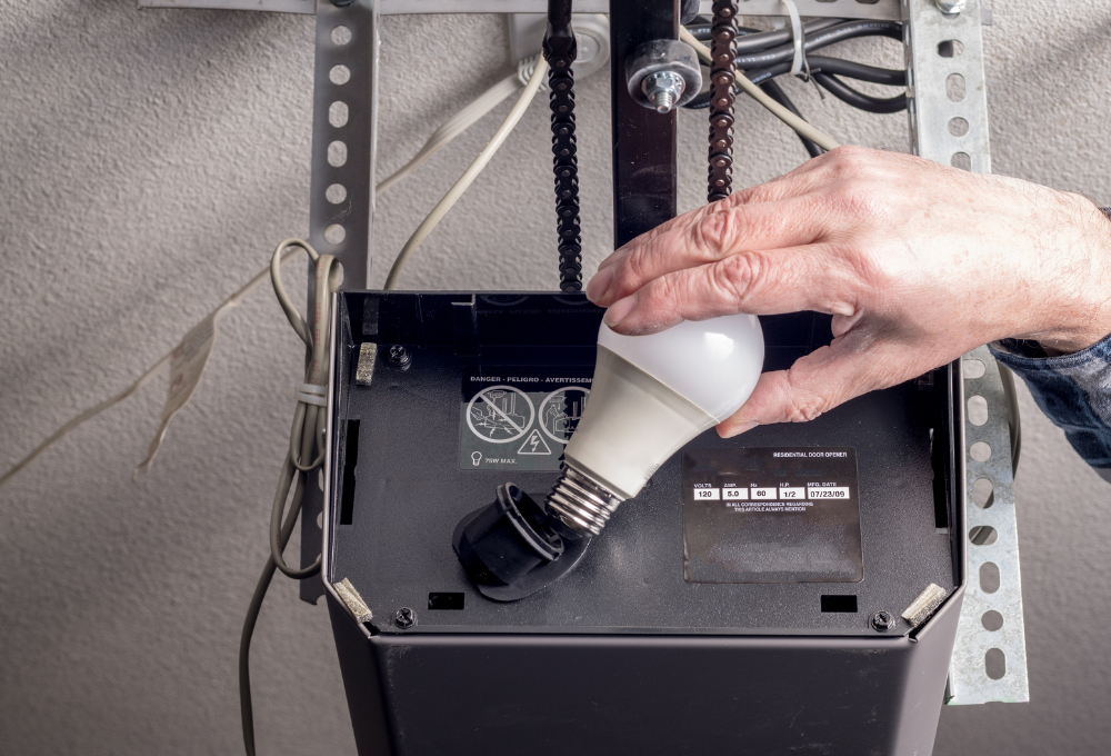 Safety Risks Homeowners Ignore With Aging Garage Doors